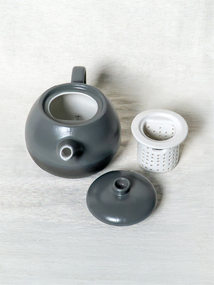 Expat. Roasters Ceramic Tea Pot
